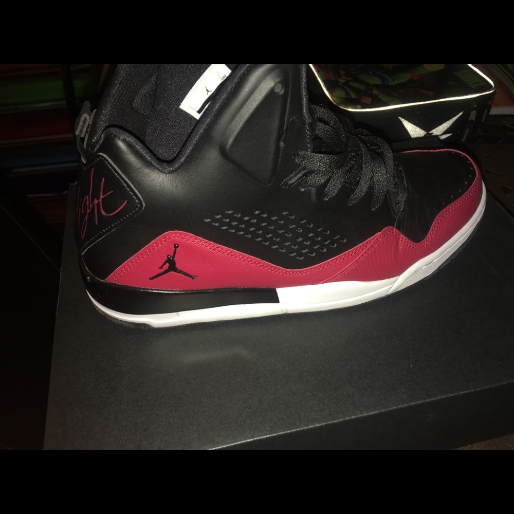 Men’s Air Jordan SC-3 - Picture 2 of 4